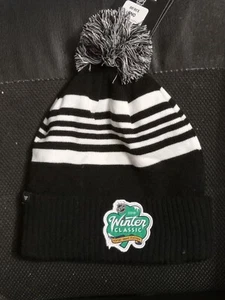 Fanatics Chicago Blackhawks 2019 Winter Classic Beanie Hat NHL Pom New With Tags - Picture 1 of 6