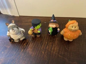 Hallmark Halloween Miniature Ornaments Set of 4 (FREE SHIPPING) I - Picture 1 of 3