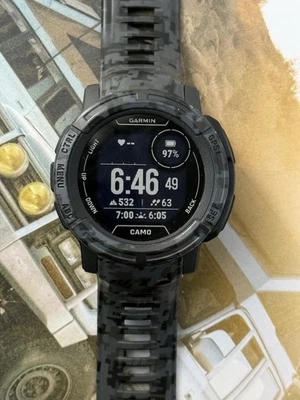 Garmin Instinct 2 Camo Edition GPS Watch - Graphite Camo - Excellent Condition - Image 1 of 4