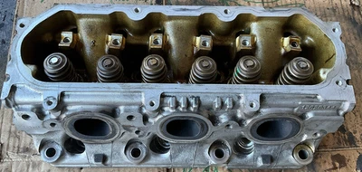 Culata de motor Chevy Silverado 1500 2014-2016 4,3 L pieza original Chevy Foto 1 de 4