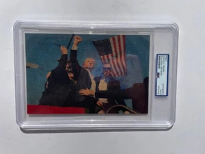 Bomba de puño de lucha contra asesinato autografiada firmada por el presidente Donald Trump PSA/DNA - Imagen 1 de 1