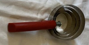 Galvanized Steel Curry Comb - Picture 1 of 1