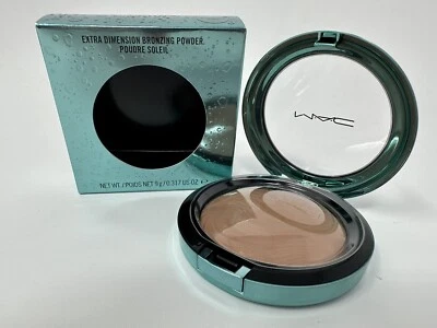 MAC Alluring Aquatic “Aphrodite’s Shell” Extra Dimension Bronzer - Image 1 of 4