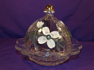 EAPG KOOPERATIVE FEUERSTEIN GLASKUNST NAVO GEWÖLBTE BUTTERDOSE GETÄFELT HARTRIEGEL 1905 - Bild 1 von 8