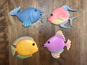 Set 4 Vintage Neon Resin Fish Wall Hangings Decor Fun Kitchy Retro Fluorescent - Picture 1 of 10