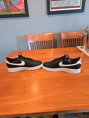 Nike Air Force 1 Low '07 Mens Size 11 Black White Athletic Shoes Sneakers - Image 1 of 4