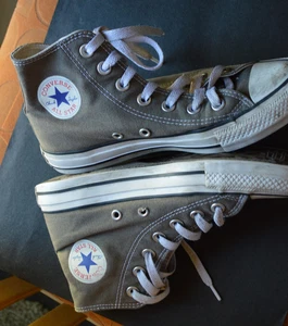 Converse Chuck Taylor All Star HIGH TOP Sneaker zum Schnüren grau Größe 4 Schuhe - Bild 1 von 4