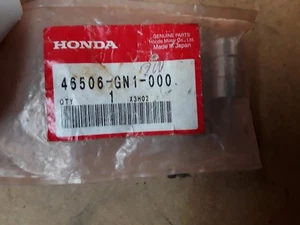 FABRICANTE DE EQUIPOS ORIGINALES Honda CRF1000 XR1000 Manga trasera 465-GN1-000 - Imagen 1 de 2