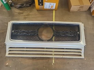 Mercedes Benz G 63 AMG G65 AMG OEM Front Grille 2013-2018 - Picture 1 of 10