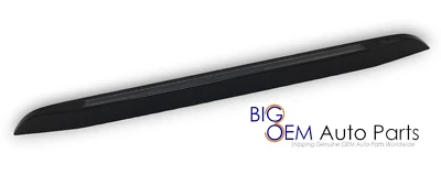 Chevrolet Malibu 2016-2025 centro montaje alto tercera lámpara trasera de freno OEM 42795725 Foto 1 de 4