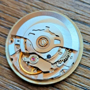 Record Deluxe Vintage Mens Automatic Watch Movement Good Balance (BN7) - Picture 1 of 8