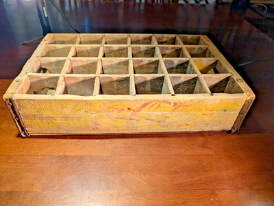 Винтажный ящик для кока-колы из желтого деревянного дерева на 24 бутылки - Изображение 1 из 4