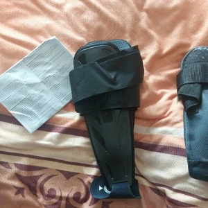 Bolt sprunggelenkbandage 1 neu u.1 gebraucht siehe photos Gr.2 - Bild 1 von 9