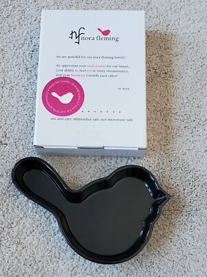 Nora Fleming Retirada NF02 Melamina GREY BIRD 2021 Edición Limitada Foto 1 de 3