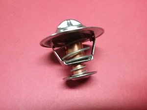 Se adapta a Ford New Holland Case IH Massey otros termostato 87803664 2485605 - Imagen 1 de 3