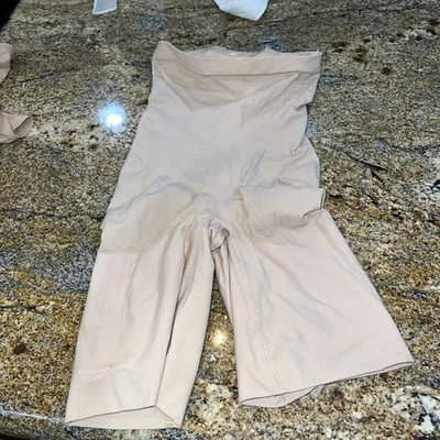 Spanx High Waist Higher Power Shaping  Beige Thigh Shorts S1017 Size Large - Image 1 of 3