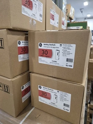 Interruptor de desconexión de seguridad de alta resistencia GE TH3361 30 amp 600v Nema 1 ¡NUEVO! Foto 1 de 2