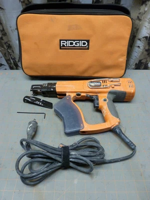 Herramienta de pistola de tornillo Ridgid R6790 eléctrica con cable para paneles de yeso y cubierta *sin brocas* Foto 1 de 4