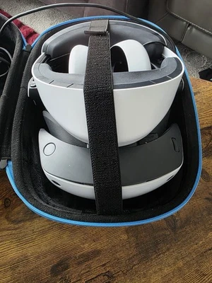 Sony PlayStation VR2 Headset - White - Image 1 of 4