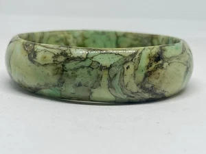 Bracciale vintage in plastica finta giada grigio e verde screziato leggero 8" - Foto 1 di 9