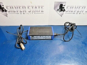 Cargador de batería 24V 5A OFF-BOARD Golden Companion I II GC240/GC340/GC440 #5409 - Imagen 1 de 2