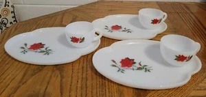 Vintage Federal Glass Rosecrest Red Rose Motif Snack Plates Cups Set of 3 Vtg - Picture 1 of 7