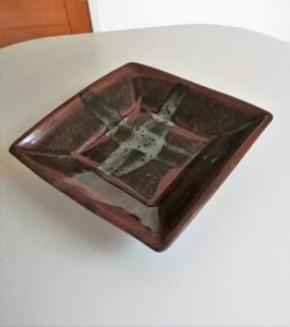 GEOFFREY WHITING 1919-1988 - FOUR LEGGED DISH - TENMOKU GLAZE - PERSONAL SEALS - Picture 1 of 22