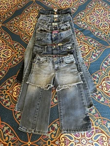 LOT OF 6 GIRLS JEANS & DENIM SHORTS SIZE 6/7, 7 AND 8 - Picture 1 of 19