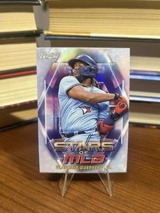 2023 Topps Series 1 - Stars of MLB Chrome #SMLBC-19 Vladimir Guerrero Jr. - Picture 1 of 2