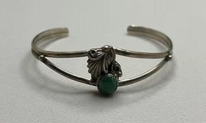 Tolles Vintage Navajo Sterlingsilber & Malachit zierliches indianisches Armreif Armband JB - Bild 1 von 6