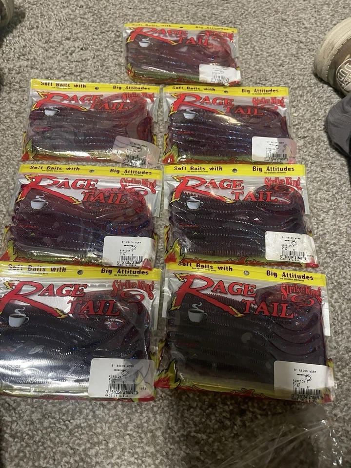 Ciruela Strike King Rage Tail Foto 1 de 2