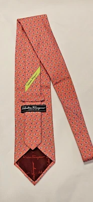 CORBATA SALVATORE FERRAGAMO ROSA ESTAMPADO TUCÁN 100% AUTÉNTICA  Foto 1 de 4