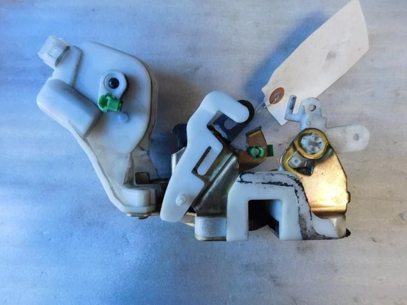 Actuador de bloqueo de pestillo de puerta eléctrico MITSUBISHI GALANT R/R 1999-2003 30533 HO-47 Foto 1 de 4