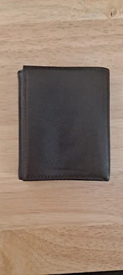 Vintage Pierre Cardin Mens Black Leather Billfold Wallet NWT - Image 1 of 4