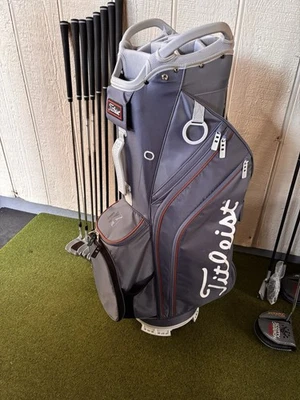 Bolsa de golf Titleist Cart 14 índigo lavado  Foto 1 de 4