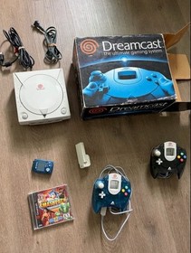 Sega Dreamcast Bundle with original box 