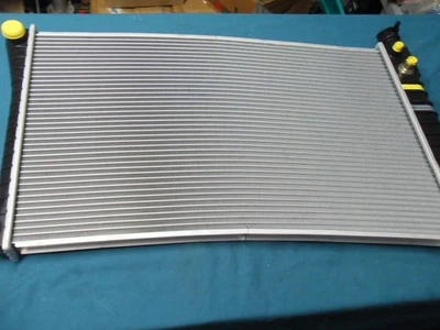 1790 散热器适用于 1996 - 1998 适用于雪佛兰 C1500 4.3L 1996 - 1998 适用于雪佛兰 — 第 1/4 张图片