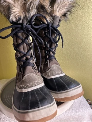 Botas impermeables de invierno de cuero para mujer Sorel Joan of Arctic - verdes, EE. UU. 8. Foto 1 de 4