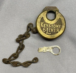 Candado antiguo vintage Keystone 6 palancas cerradura de latón con llave y cadena funciona - Imagen 1 de 8