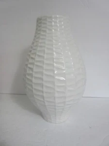 DANSK JACQUARD 10" Scandinavian Textured White Modern Vase - Kelly Simpson KLS - Picture 1 of 9