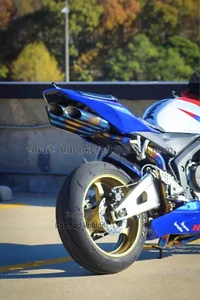 Silenciador de escape deslizable personalizado para Honda CBR 600 RR silenciador cuádruple - Imagen 1 de 8