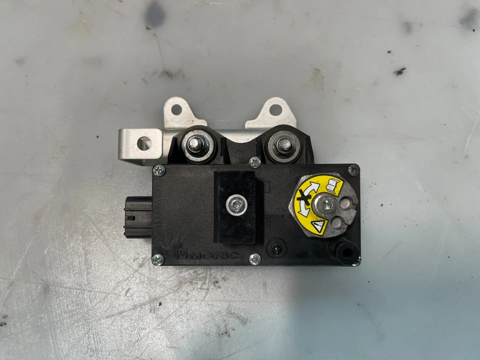13-17 TRIUMPH DAYTONA 675 675R VÁLVULA DE ESCAPE SERVOMOTOR OEM COMO NUEVO Foto 1 de 1