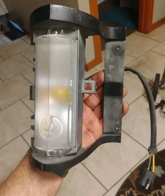 Conjunto de luz de estacionamiento delantera derecha Chrysler Imperial 1969 nuevo de lote original - pieza 2930520 Foto 1 de 4