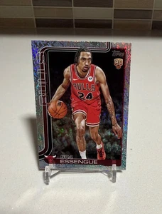 2025 Topps Noa Essengue Chicago Bulls Sandglitter Parallel - Imagen 1 de 2