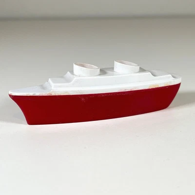 Crucero de plástico vintage de los años 50 de 4,25" - Falta sal pimienta agitadores Foto 1 de 4