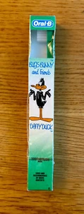 DAFFY DUCK Zahnbürste von Oral-B Neu und versiegelt Sammlerstück - Bild 1 von 3