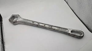 TCIW Traverse City Iron VINTAGE FIRE HYDRANT FIREFIGHTER Wrench Tool USA A188 - Picture 1 of 16