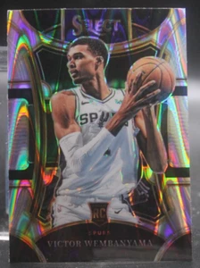 2023-24 Panini Select - Mezzanine Level Tectonic Prizm - Victor Wembanyama (RC) - Imagen 1 de 2