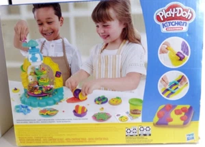 PLAY-DOH KITCHEN CREATIONS SPRINKLE COOKIE SURPRISE 3+ New - Picture 1 of 4