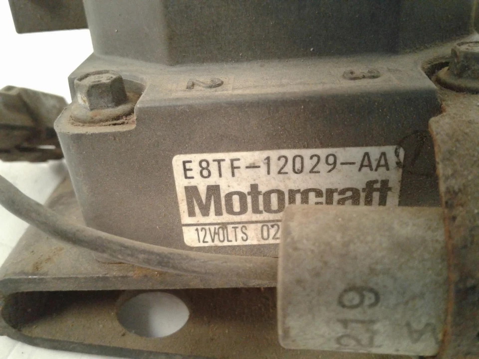 Used Ignition Coil fits: 1993 Ford Escort 1.9L 4-116 SOHC Grade A - Image 1 of 4